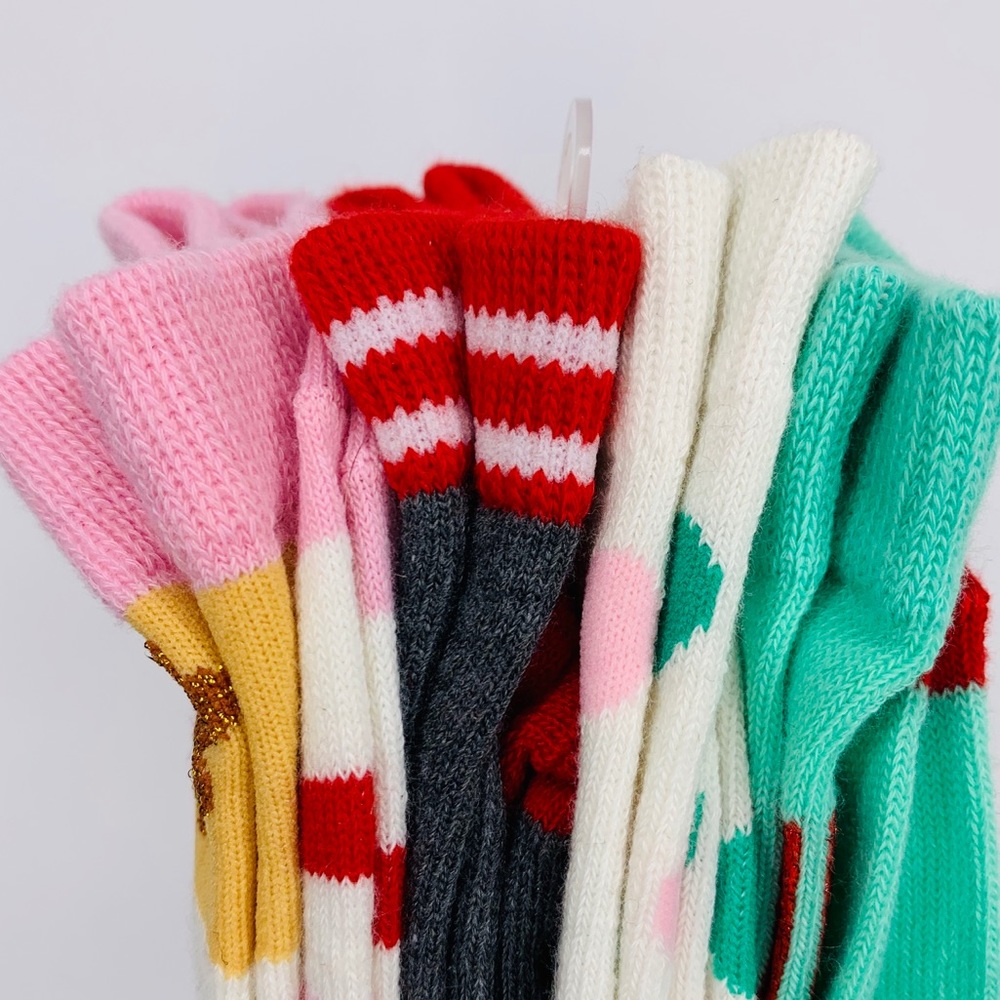 4 Pairs Cat & Jack Christmas Crew Socks